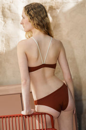 Boomerang Bottom / Salted Caramel